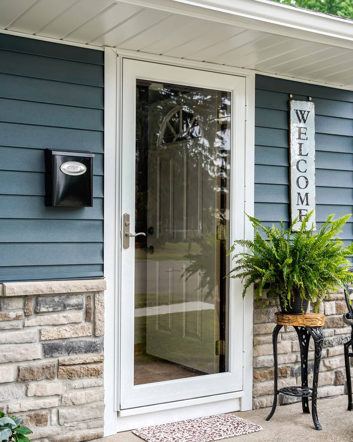 Provia-Storm-Doors-Minnesota-Rusco-032